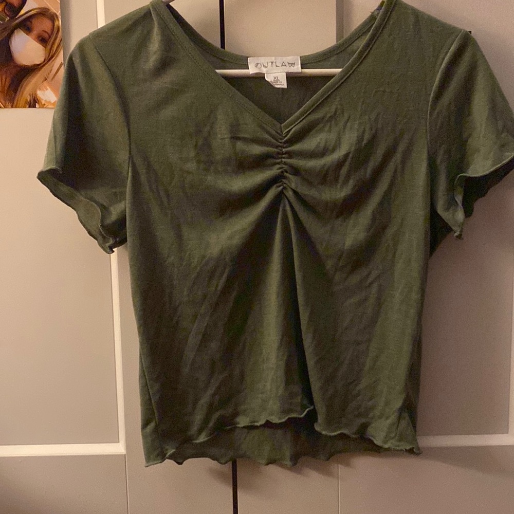 crop top